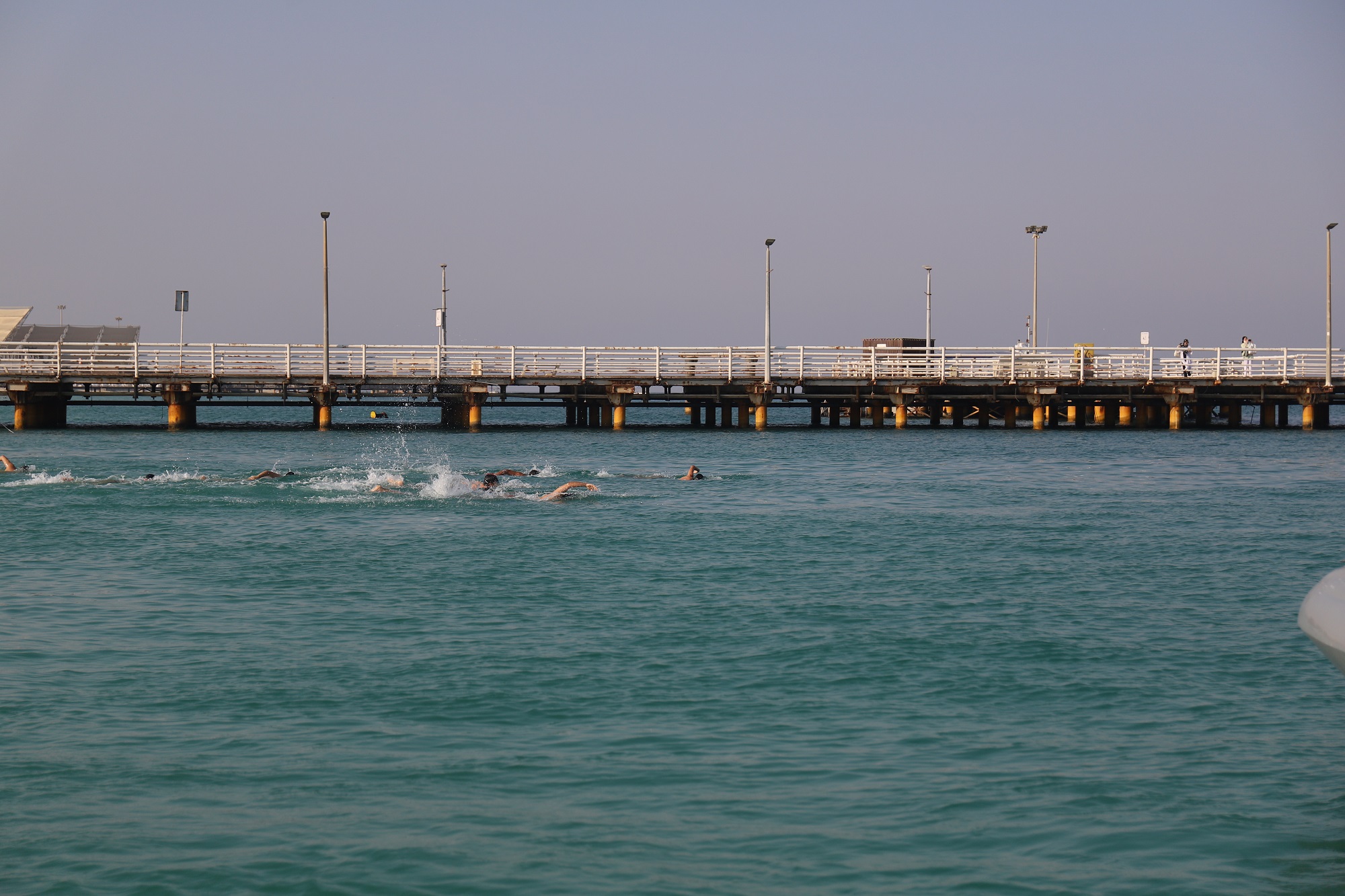مسابقه شنا در آبهای آزاد به مناسبت هفته تربیت بدنی