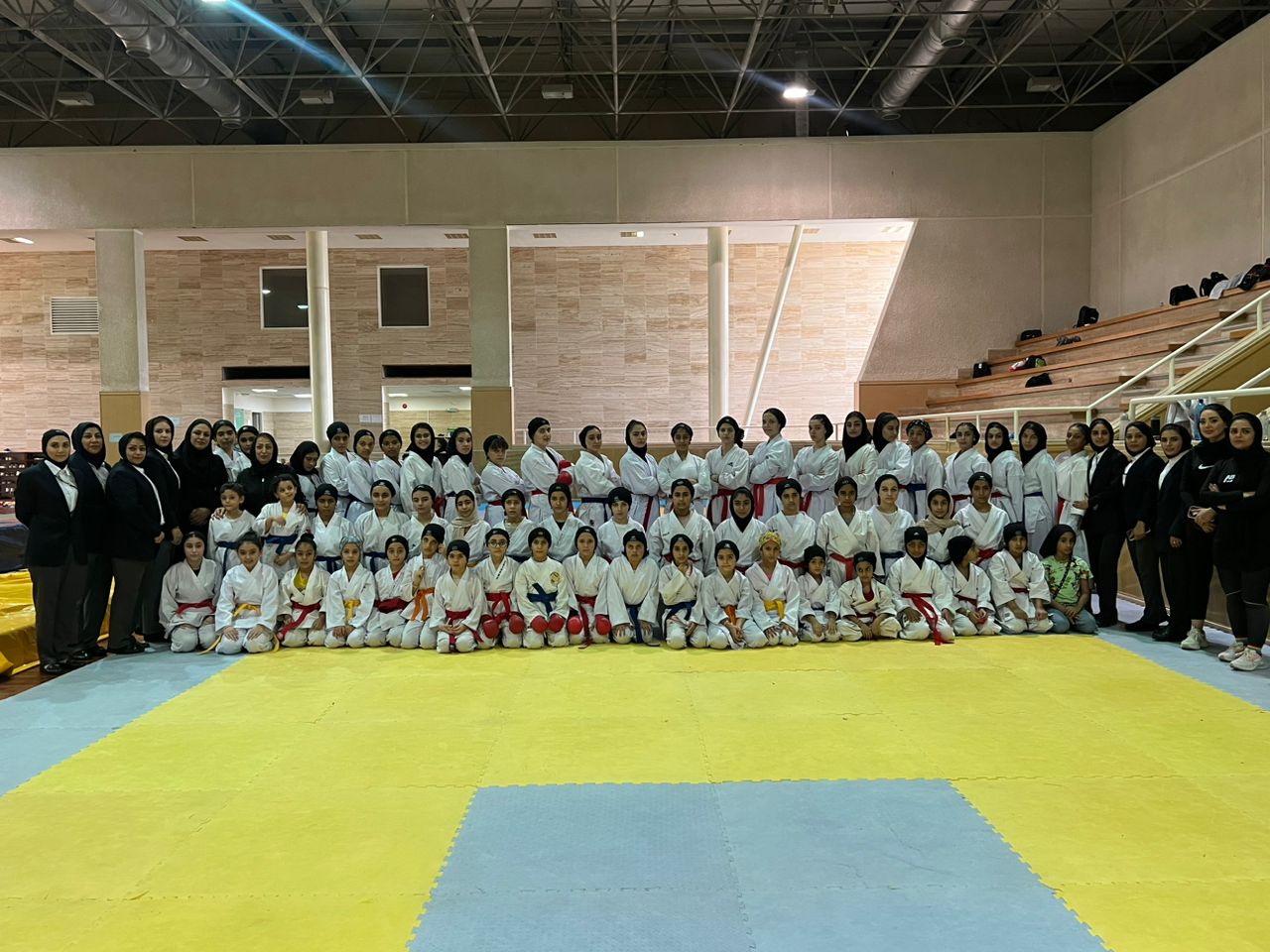 برگزاری مسابقات دوستانه کاراته در کیش 