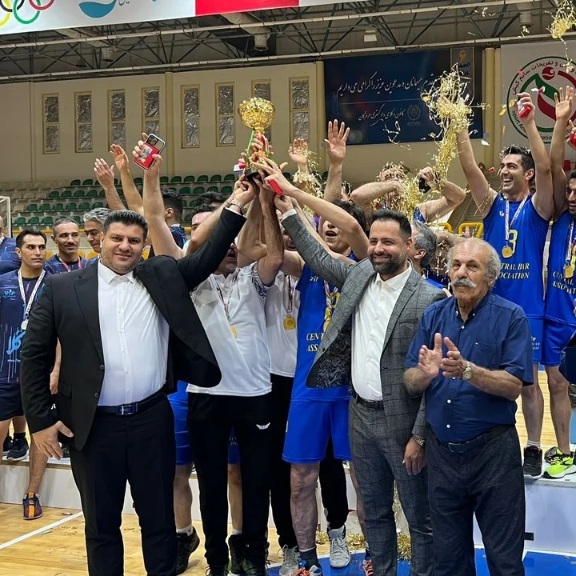 تهران قهرمان مسابقات والیبال مردان کانون های وکلای دادگستری کشور شد 