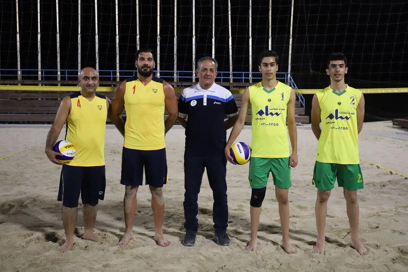 آغاز رقابتهای لیگ والیبال ساحلی خلیج فارس