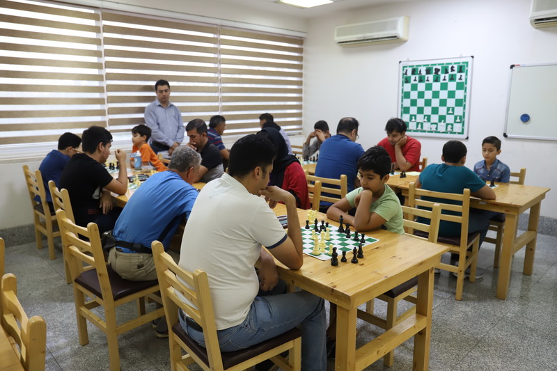 نفرات برتر مسابقات شطرنج کیش به مناسبت هفته دولت معرفی شدند