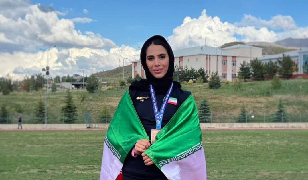 مریم محبی از جزیره کیش مدال برنز مسابقات دو و میدانی انتخابی تیم ملی را کسب کرد